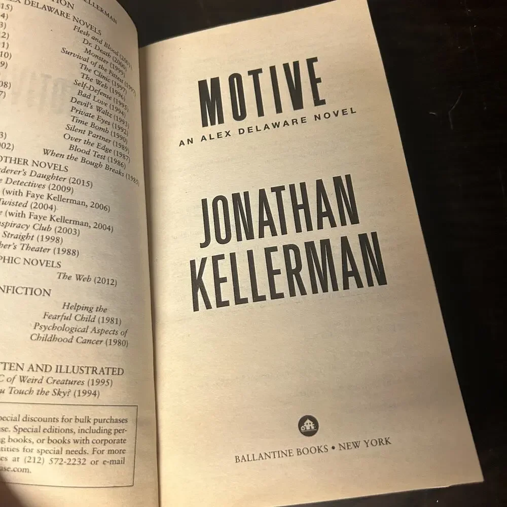 Motive : An Alex Delaware Novel by Jonathan Kellerman 2015